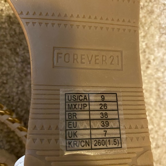 NWT Gold and White Sandals - Picture 4 of 7